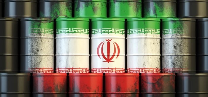 ایران ۶۹ میلیون بشکه نفت آماده تزریق به بازار دارد