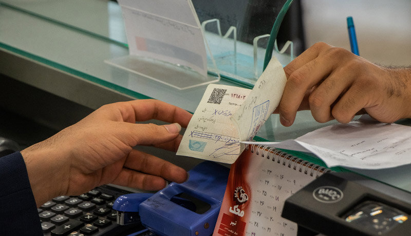 هموطنان از پذیرش چک‌های ثبت نشده در سامانه صیاد خودداری کنند
