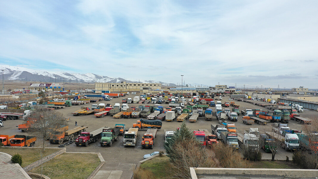 گمرک تعیین تکلیف حدود ۴ هزار کامیون وارداتی را خواستار شد 