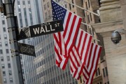 پیش‌بینی سقوط ۴۰ درصدی سهام آمریکا