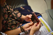 رادیو «ریشه»؛ استارت‌آپی برای سالمندان